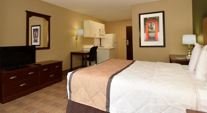 Extended Stay America Suites - Detroit - Southfield - I-696