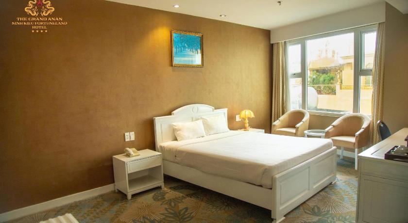 Ninh Kieu Fortuneland Hotel - image 47