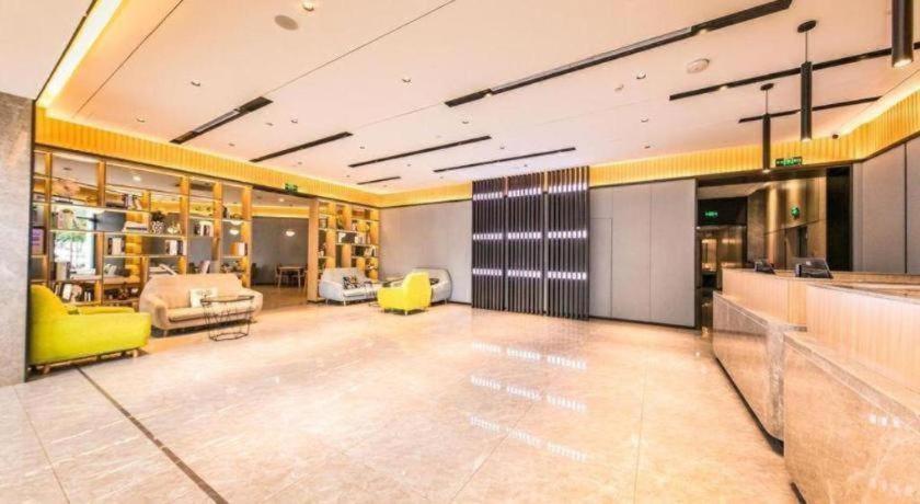 GreenTree Inn Hefei Binhu Exhibition Center Hotel - image 3