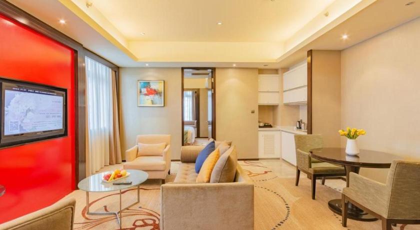 Wuhan Royal Suites & Towers Hotel - image 9