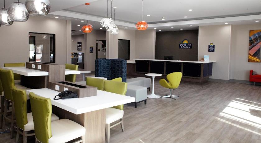 Days Inn & Suites by Wyndham Houston NW Cypress