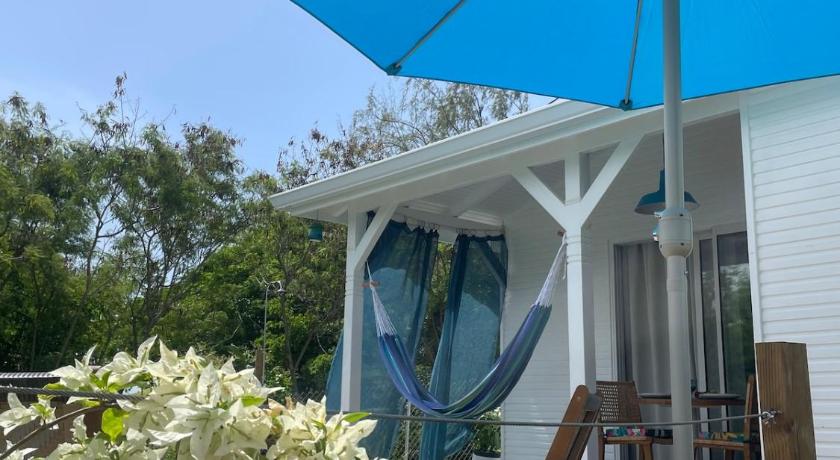 L'Etoile de Mer Bungalow rental with pool for 2 adults