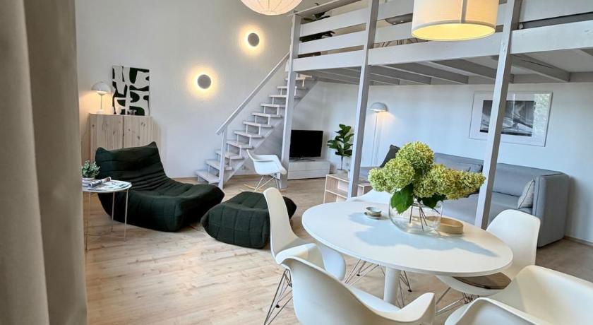 TRAUM Altbau Briller Viertel KÖLN DF Nähe