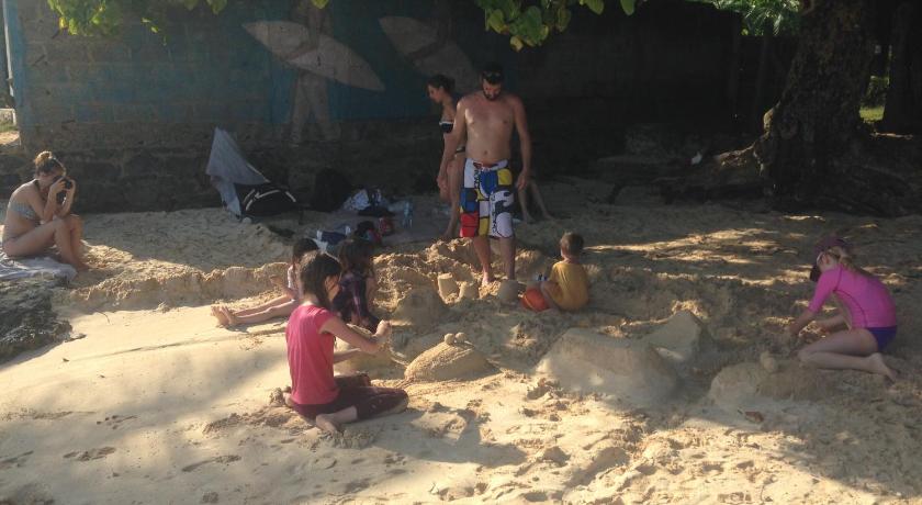 Sayuri Beach Hotel photo