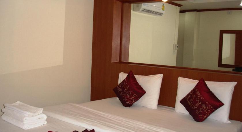 Image of Deluxe Room 2