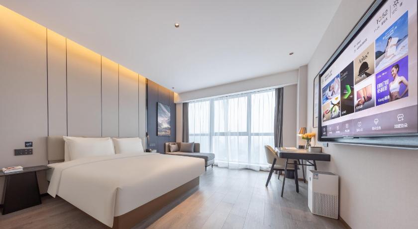 Atour Hotel Wuhan Chuhe Han Street Hongshan Square - image 42