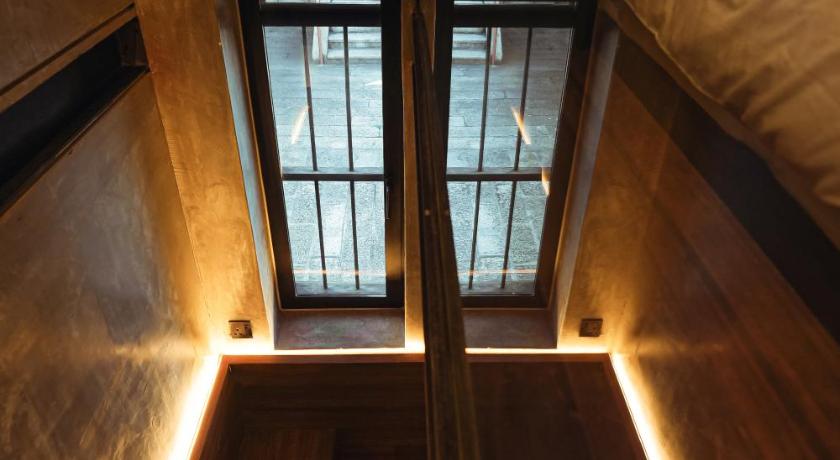 Playce Hotel - image 21