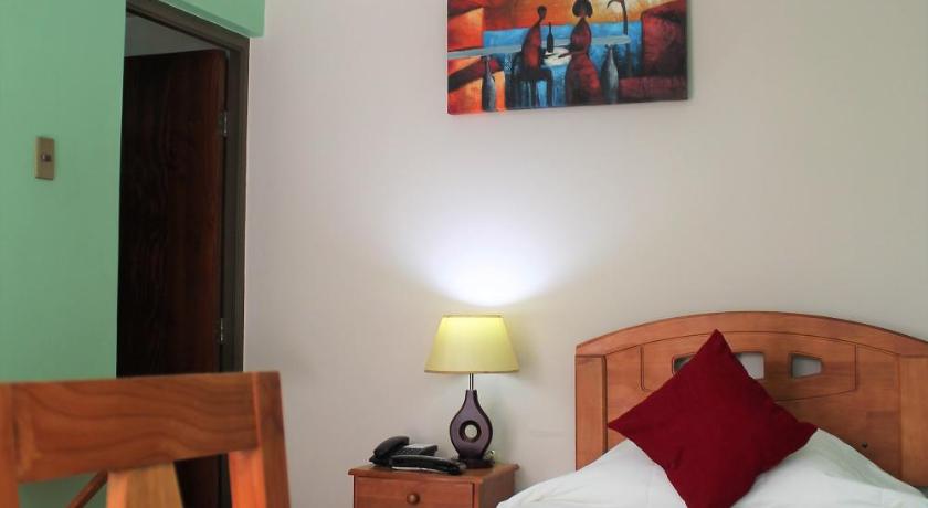 Hotel Samana photo