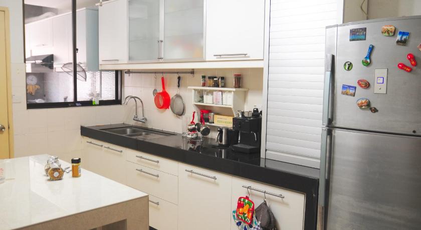 GRAYHAUS Guest House - image 6