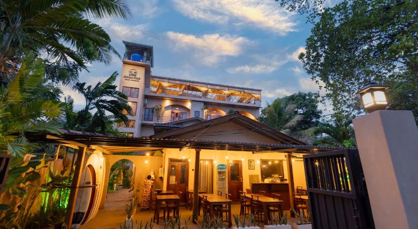 Jungle Villa Cafe & Rooms