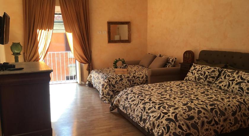 Pantheon Old Suite - image 7