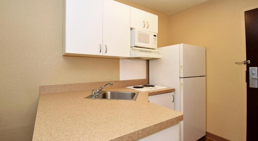 Extended Stay America Suites - Los Angeles - Burbank Airport