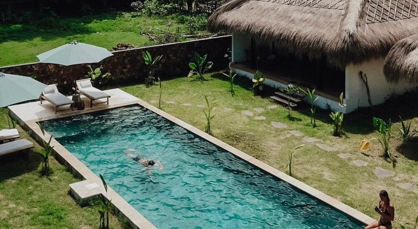 Tampilan NIRA Surf Villas