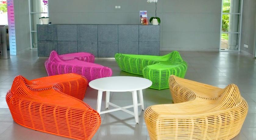Nunia Inn Bandara Jakarta photo