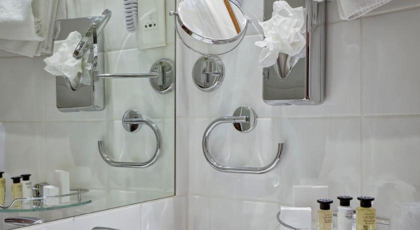 Image of Single Room with Shower 4