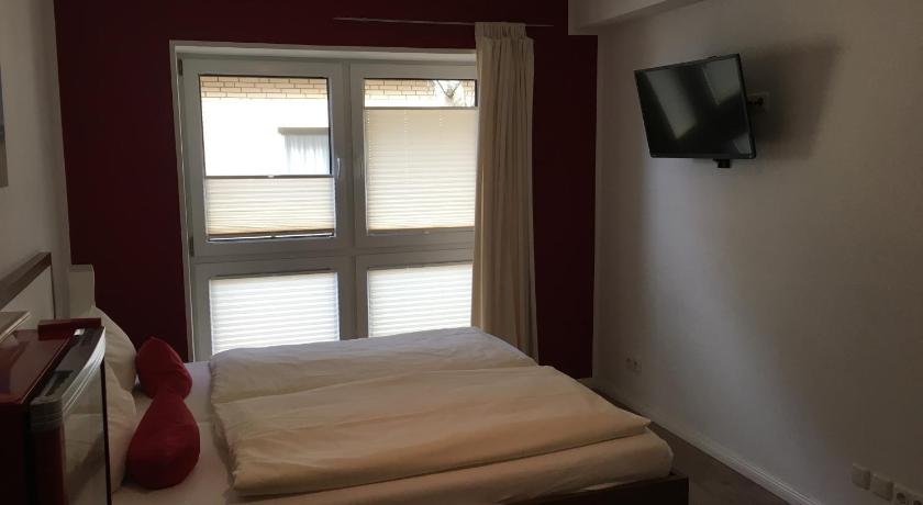 Image of Double Room - 5 11