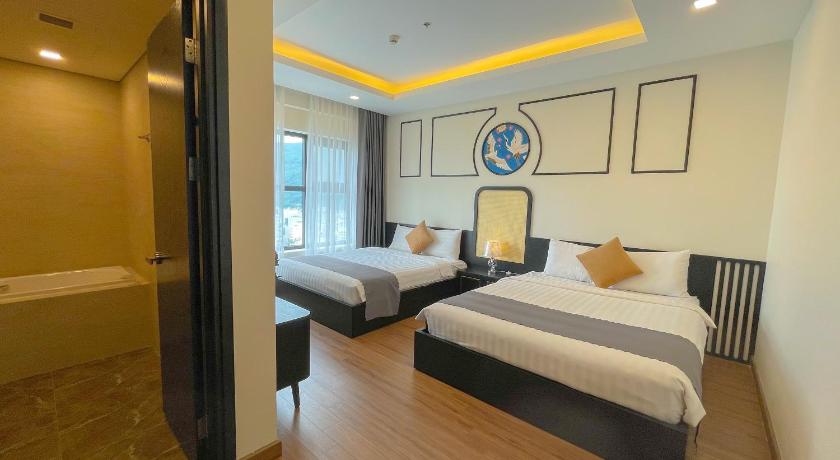Image of Three-Bedroom Apartment 0