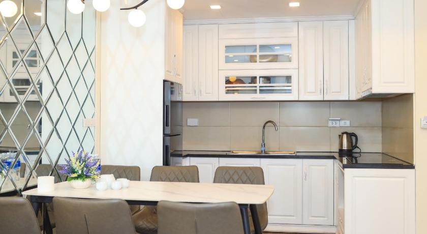 Image of Three-Bedroom Apartment 1