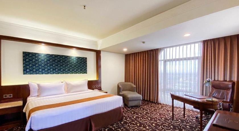 Image of Suite with Balcony 0