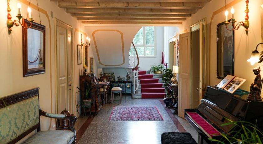 Ca' Settecento "Villa Cavazza Querini"