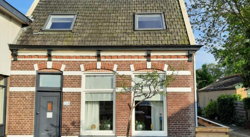 Huisje langs de Sloot