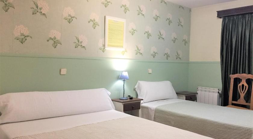 Hostal La Vera photo