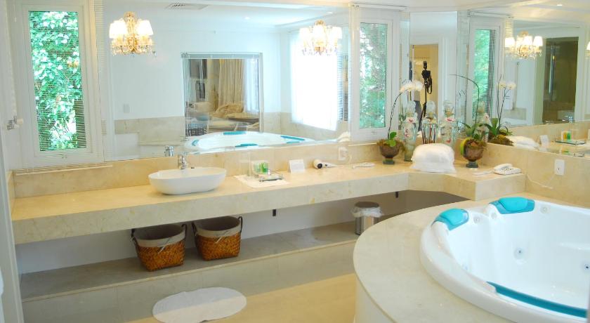Image of Royal Suite 11