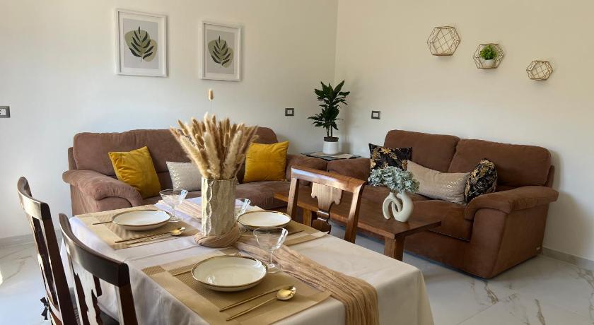 Narmir House