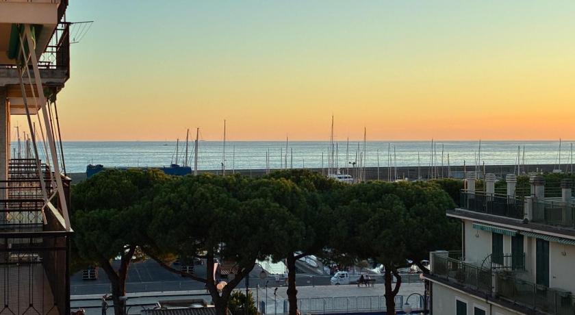 Sea & Center - Chiavari