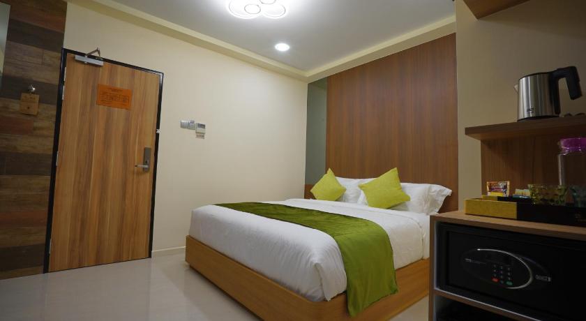 Image of Splendour Deluxe King Room 5
