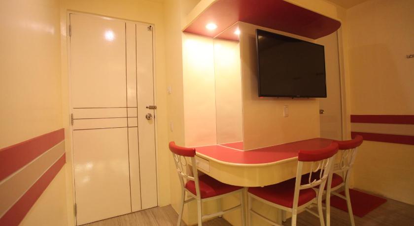 Image of Family Room 7