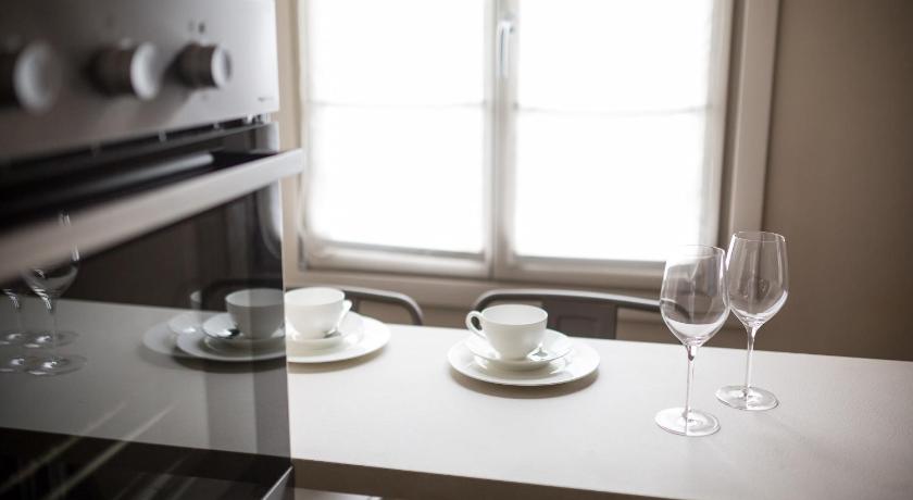 Foto Apartemen 2 Kamar Tidur di Gedung Annex (2-Bedroom Annex Building Apartment) 16
