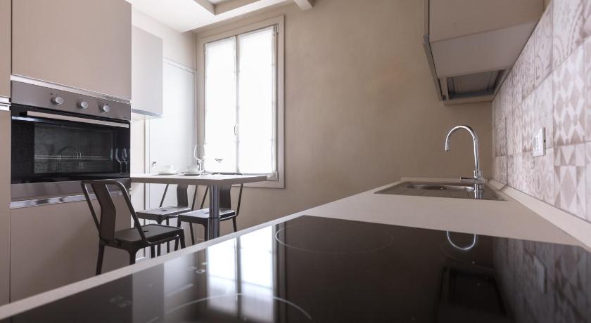 Foto Apartemen 2 Kamar Tidur di Gedung Annex (2-Bedroom Annex Building Apartment) 1
