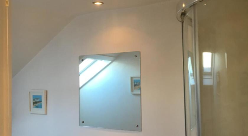 Caledonia Guest House photo