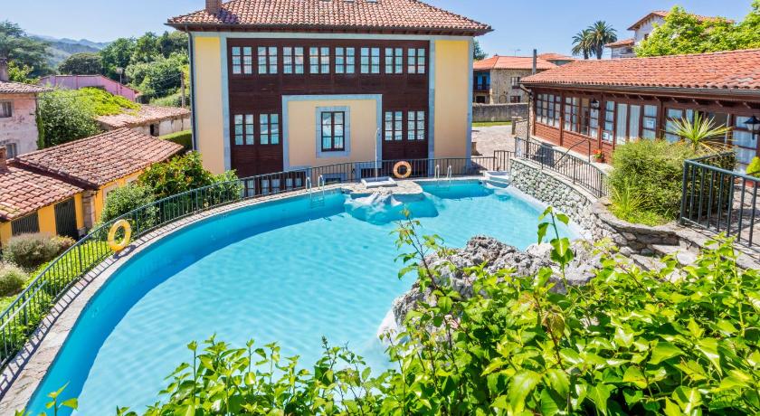 Apartamentos La Casona De Vidiago photo