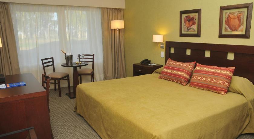 Hotel Howard Johnson Trenque Lauquen