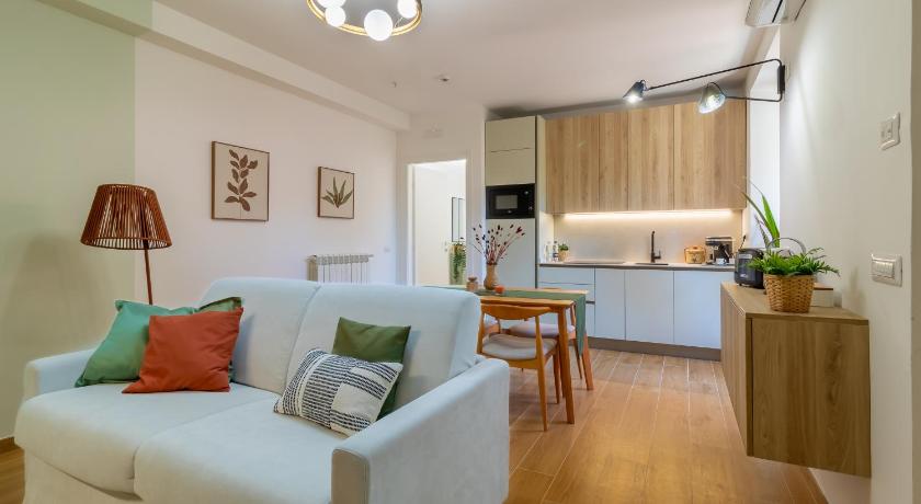 Suite VerdeLuce luxury flat con parcheggio