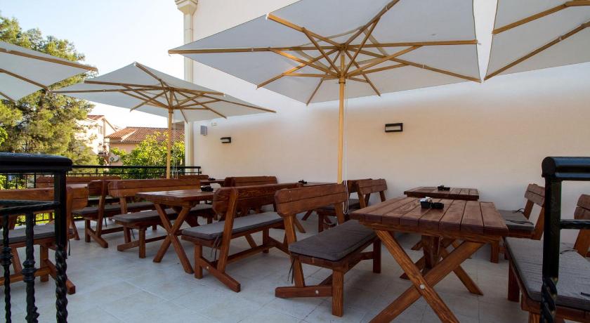 Hotel Helada photo