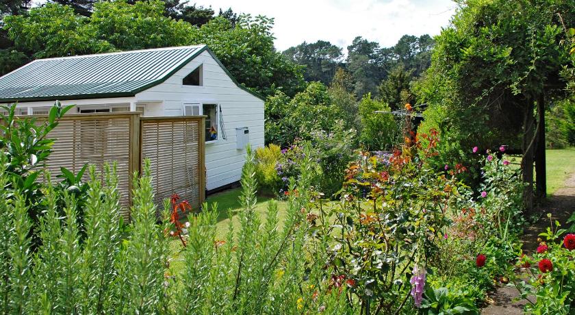 Image of One-Bedroom Cottage 9