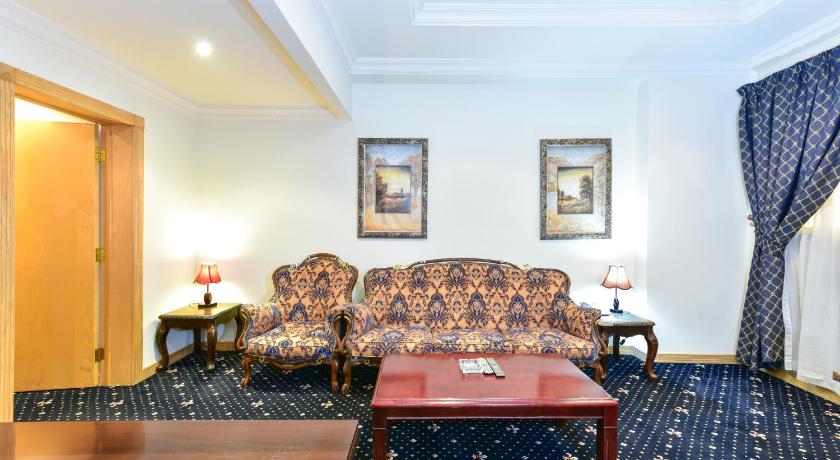 Image of Executive Suite 9