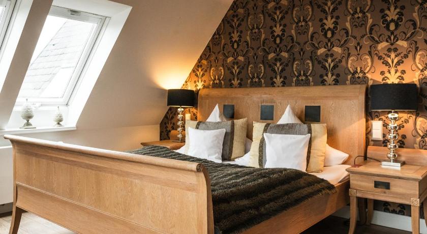 Image of King Room 14