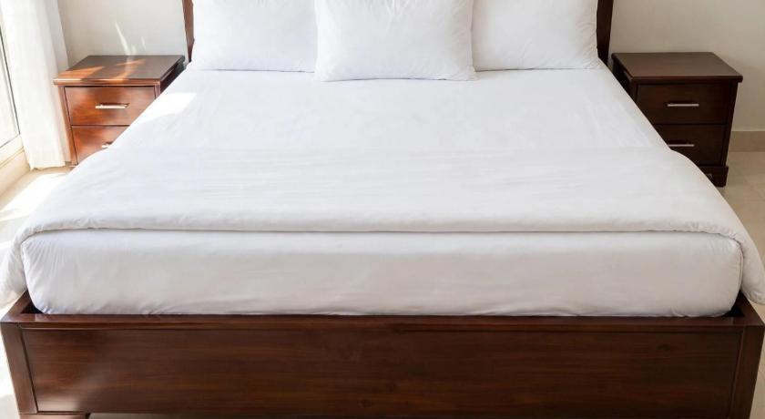 Jinnah Avenue inn Guest House featured photo