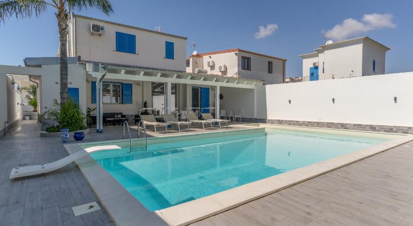 Villa Charm and Elegance
