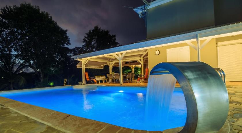 Appartement avec vue sur la mer à Fort-de-France - 27 m² - Piscine