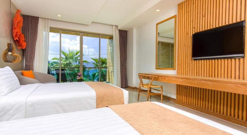 Image of Deluxe Room Twin 7