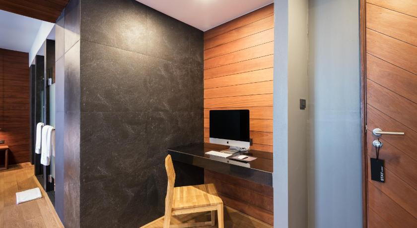 Image of Prime Deluxe Room 8