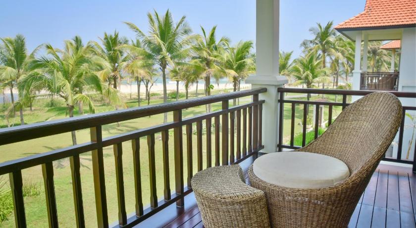 Image of Three-Bedroom Villa with Ocean View 12