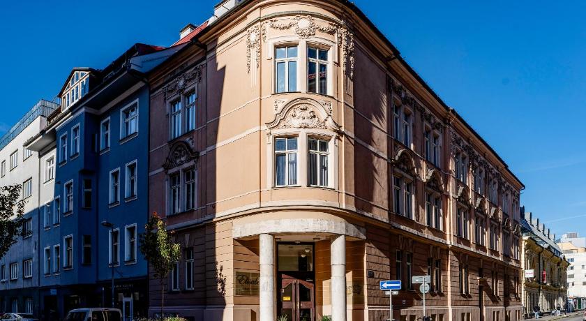 Elisabeth Old Town