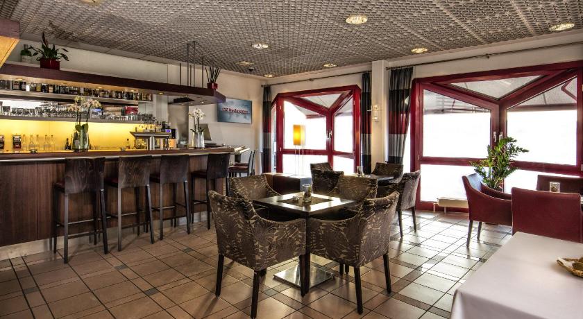 DOBLERGREEN Hotel Stuttgart-Gerlingen photo