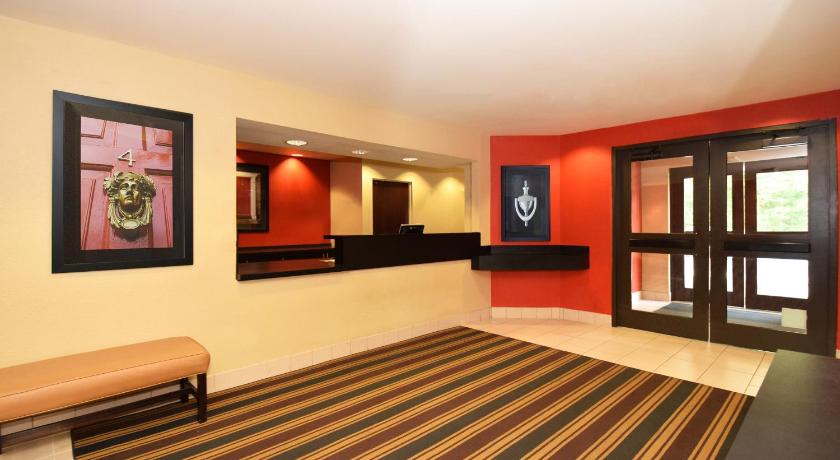 Extended Stay America Suites - Chicago - Lombard - Oakbrook photo